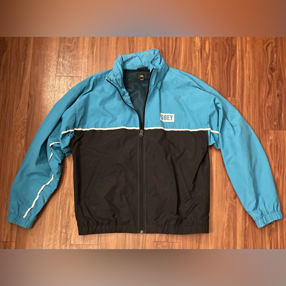 Obey windbreaker , with hoodie optional.